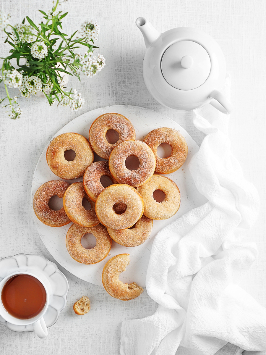 Baked dounuts with donut pan