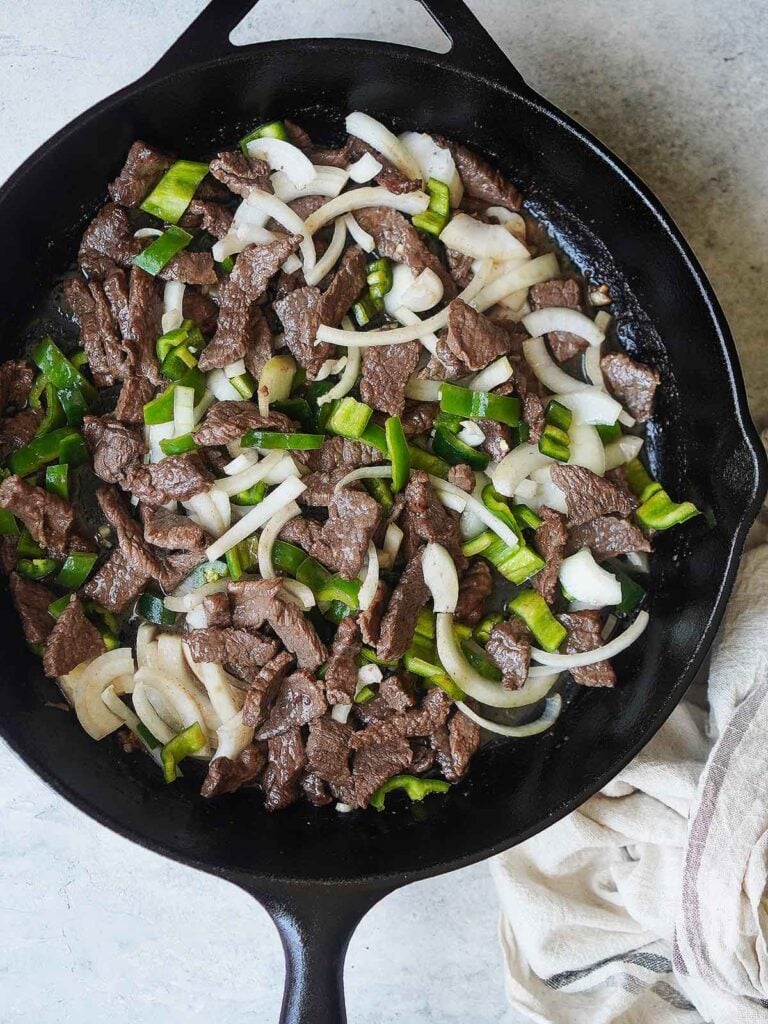 Bistec Ranchero Con Papas | Muy Delish