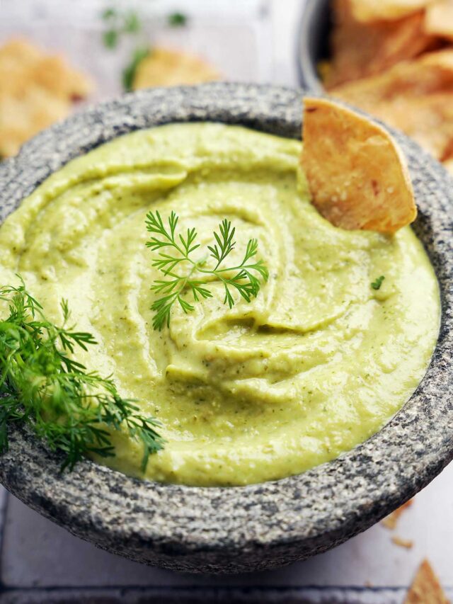 Fake Guacamole (Salsa Verde Taquera) | Muy Delish